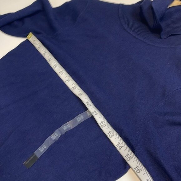 Simons lightweight navy blue turtleneck sweater size extra small new - Picture 6 of 9